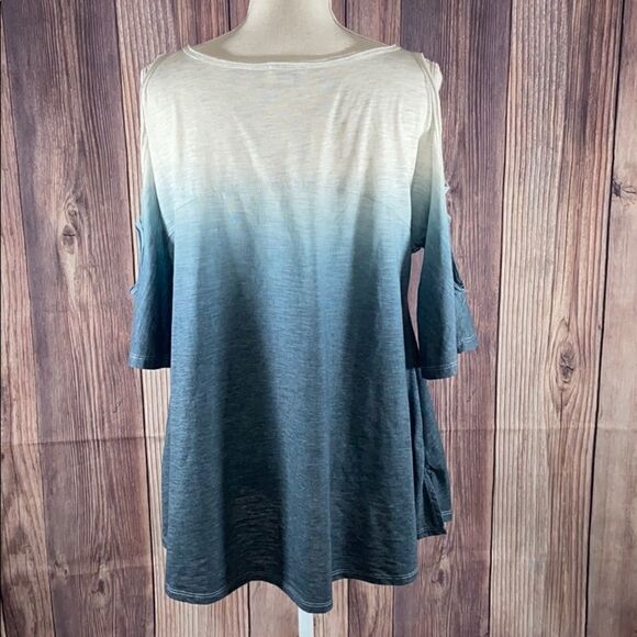 Umgee Ombré Cold Shoulder Top - Picture 4 of 7